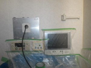 浴室テレビ取替工事（神戸市西区）取付板設置