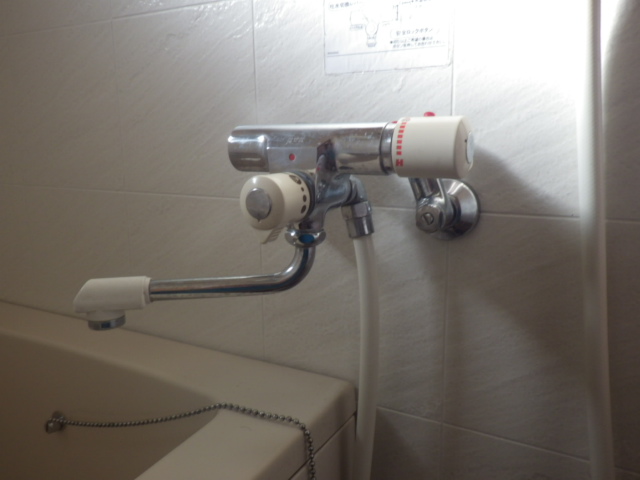 シャワー水栓取替え工事（明石市）既設水栓